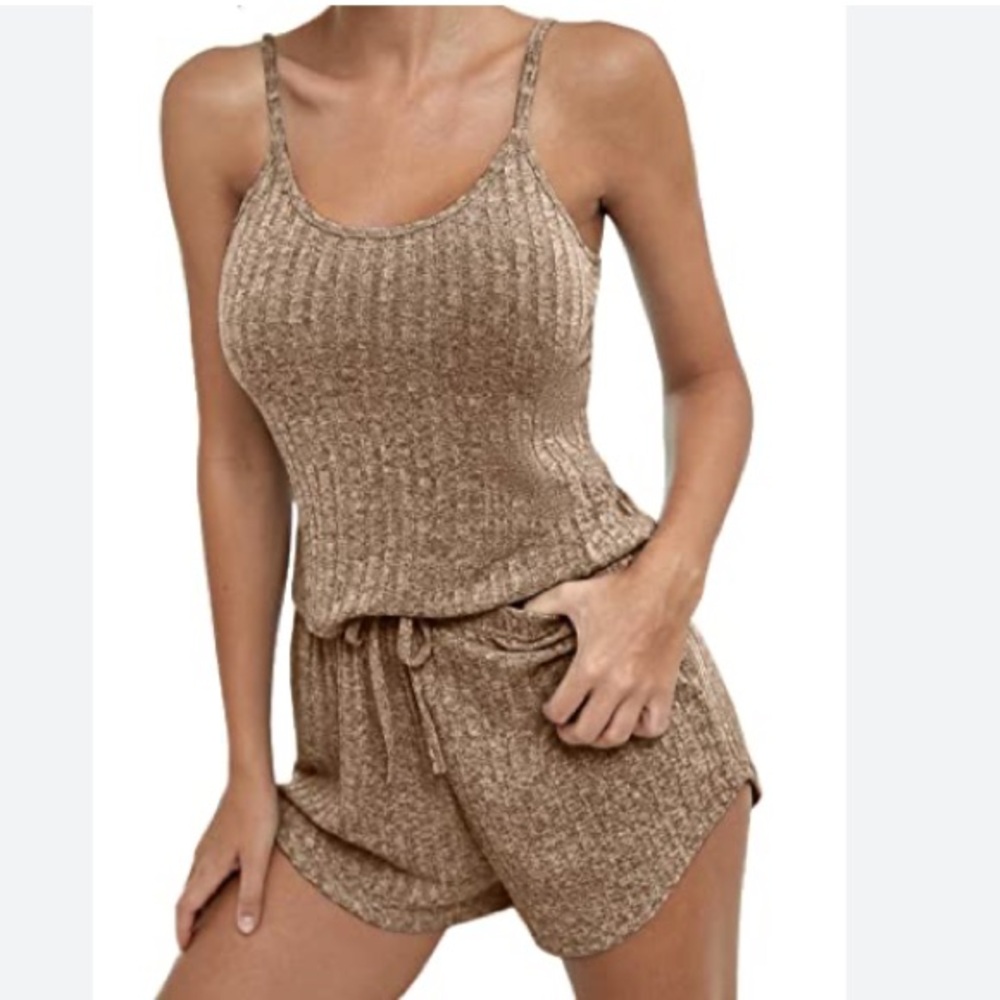 WOMEN - Ribbed Fabric Pijama Set Tank Top and Shorts | L